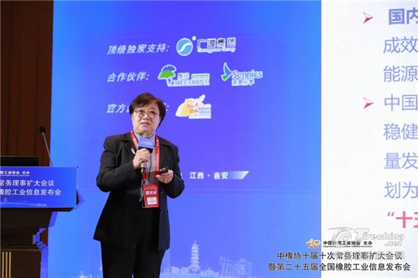 1770794401498470.jpg 女人.jpg