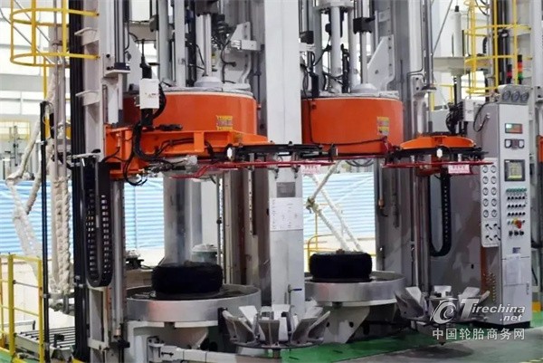 1771052438120773.jpg 59126929.jpg