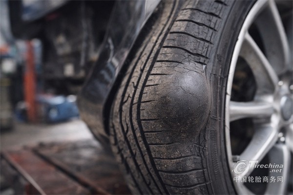 为什么轮胎会鼓包？很多车主忽略了这些原因