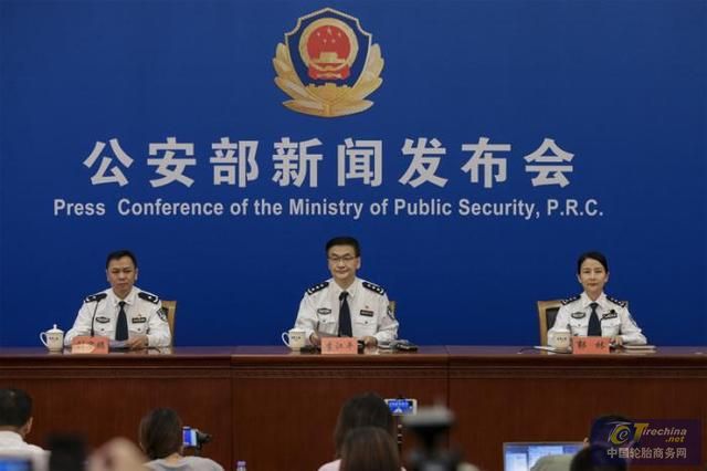 9月20日后购买新车可在4S店办理所有上牌手续，1小时内开回家