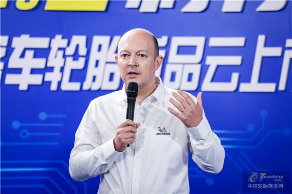 米其林大中华区总裁及首席执行官伟书杰先生_副本.jpg