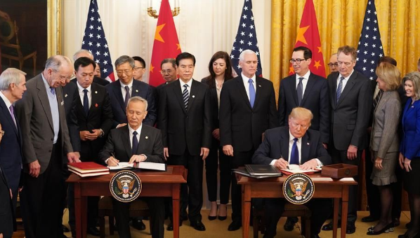 中美经贸磋商顺畅+美国降低对华工程胎反补贴税率，利好轮胎企业
