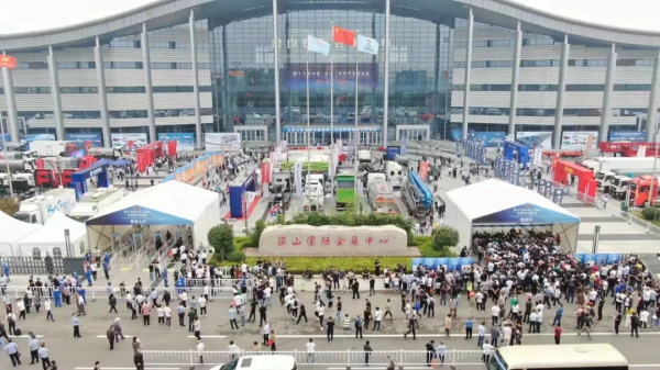 新昆公司多款产品亮相第十七届中国（梁山）专用汽车展