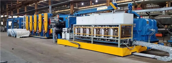 国内最大规格橡胶销钉式冷喂料挤出机新品发布