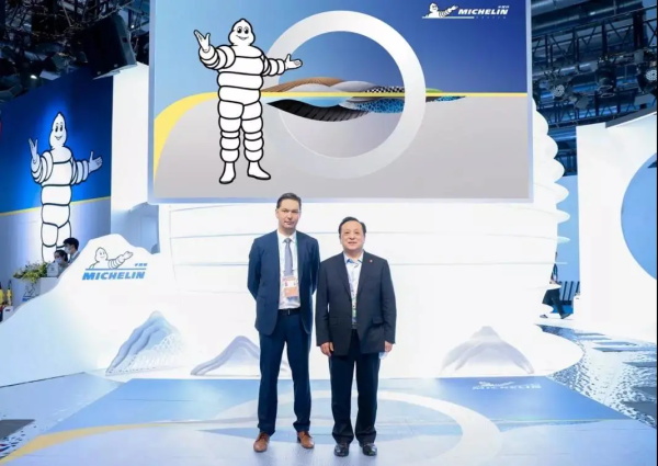 中石油与米其林如何携手进博会助力“碳中和”？
