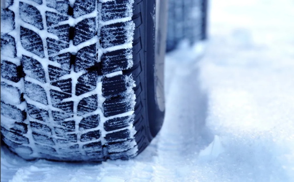 轮胎高管提出冬季胎使用三大误区，你踩雷了吗？