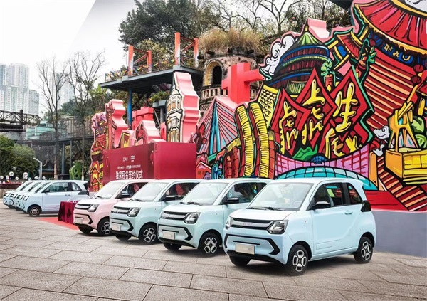 独家冠名“小春晚” 风光MINIEV携CCTV-3《生龙活虎迎春来》快乐过大年