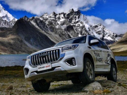 越野老司机倾囊相授 教你如何在雪地路面轻松驾驶