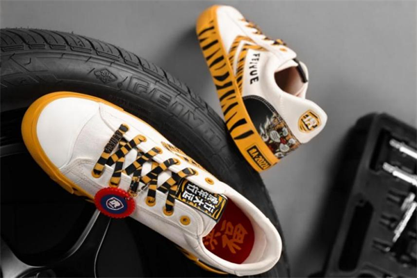 引领国潮新风尚！途虎养车×飞跃推出农历虎年主题联名潮鞋