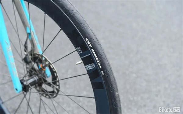 开启【深夜模式】，把这一小时留给星辰