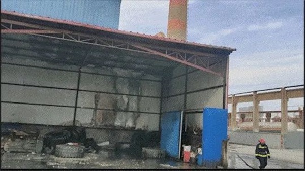 轮胎失火现场浓烟滚滚！轮胎仓储如何做好消防安全？