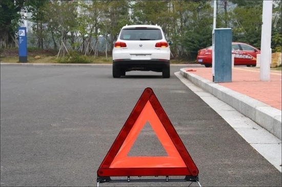 夏季高温爆胎事故频发！如何有效预防和应对？