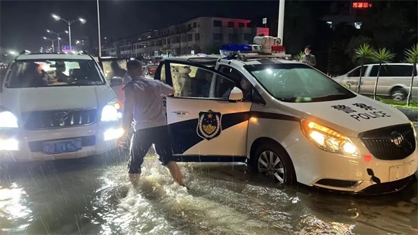 玩越野做公益！这样的汽车KOL才是真正的大咖！