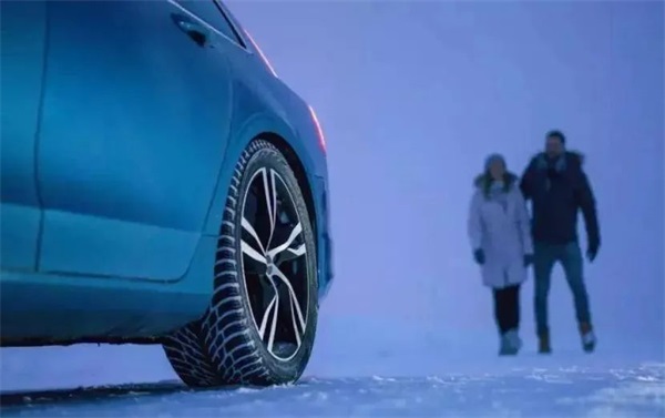 冰雪性能全面升级！玲珑冬季胎新品S king 21强势来袭