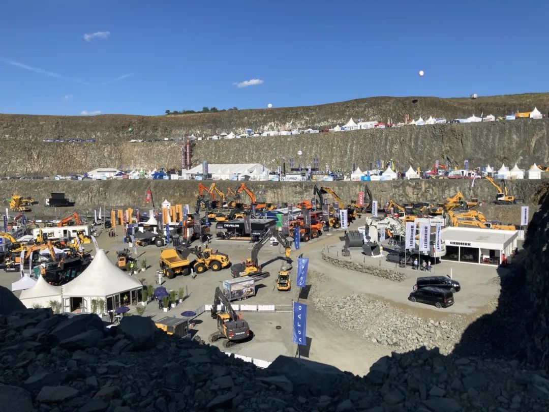 三角轮胎参加2023年德国Steinexpo国际工程机械展