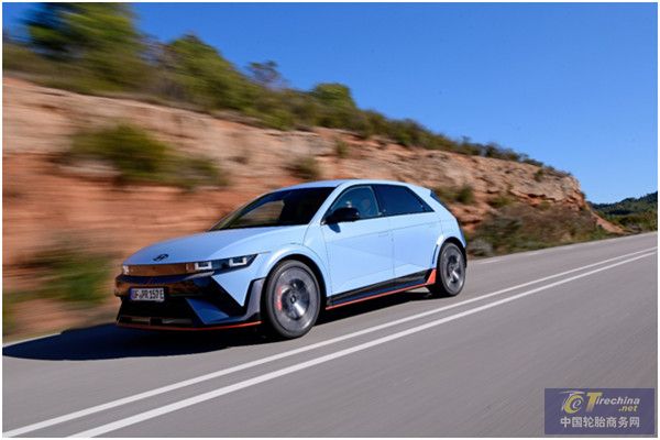 倍耐力为现代IONIQ 5N量身定制P ZERO ELECT™轮胎，并在纽博格林赛道进行了测试