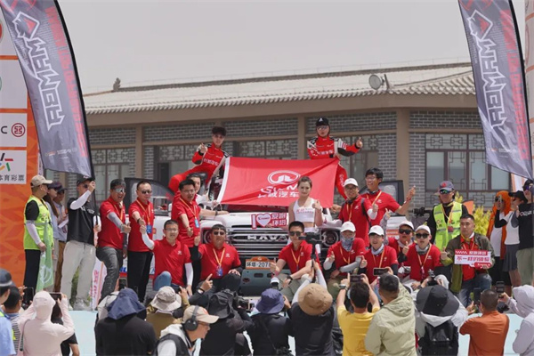 赛轮TERRAMAX RT越野胎征战2025环塔拉力赛